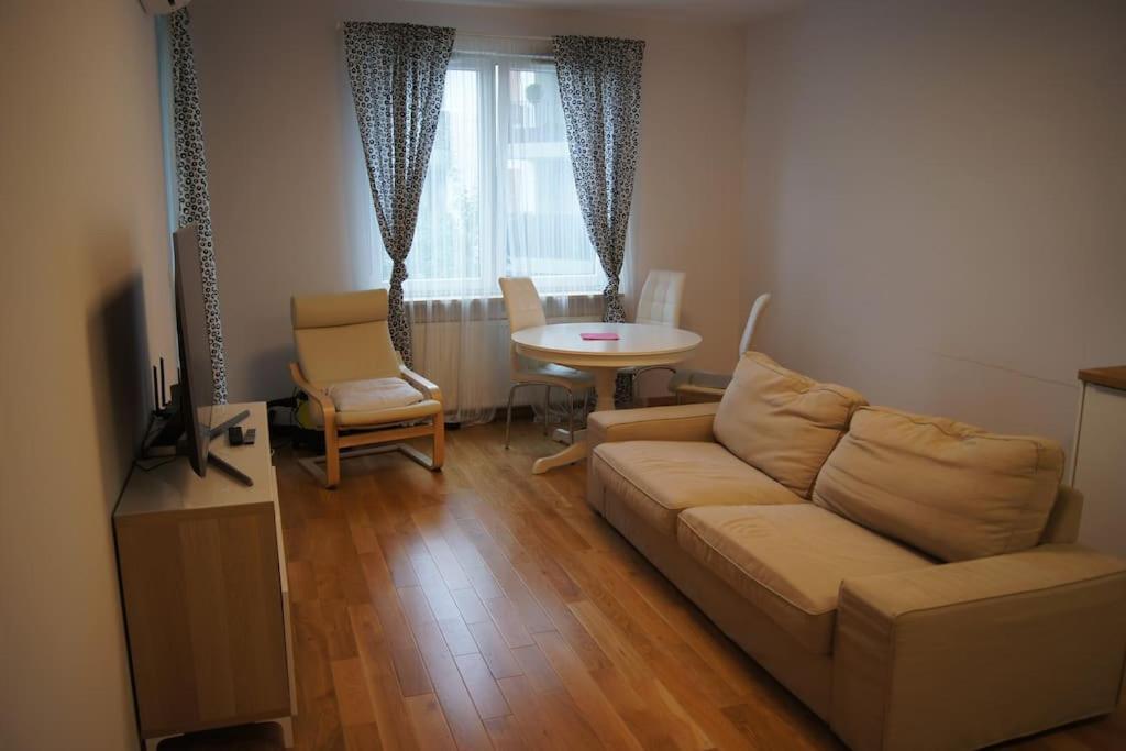Cichy, Nowoczesny, Komfortowy Przy Galerii Mokotow Apartment Warsaw Exterior photo